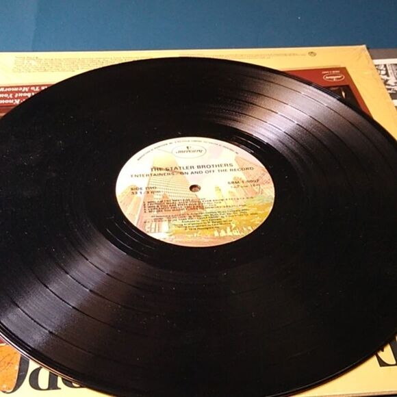 The Statler Bros Vinyl Record On and Off The Record - Picture 8 of 9
